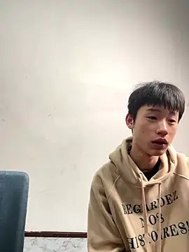 Snapshot of Cate-boy chatting on 12, 11, 2025 Cate-boy online show from 12, 11, 2025