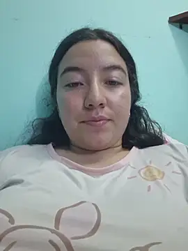 Snapshot of annyaparis chatting on 7, 11, 2025 annyaparis online show from 7, 11, 2025