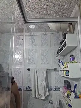 Snapshot of annyaparis chatting on 7, 11, 2025 annyaparis online show from 7, 11, 2025