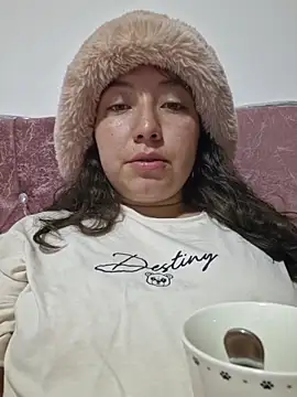 Snapshot of annyaparis chatting on 7, 1, 2026 annyaparis online show from 7, 1, 2026