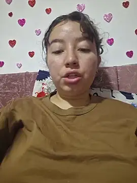 annyaparis online show from 26, 2, 2026