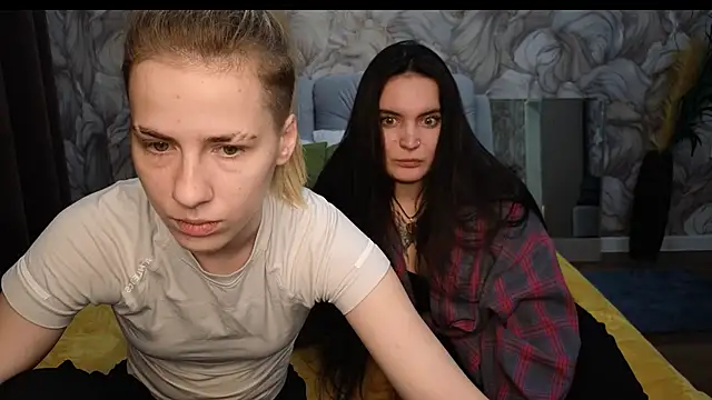 Snapshot of Mary_12 chatting on 5, 10, 2025 Mary 12 online show from 5, 10, 2025