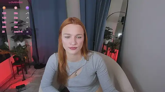 Snapshot of PollyMayer chatting on 12, 5, 2026 PollyMayer online show from 12, 5, 2026