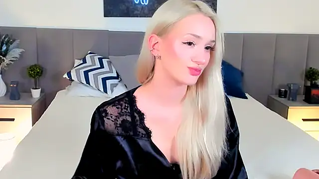 SugarWhisper online show from 25, 11, 2025