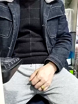 chougegg0214 online show from 16, 3, 2026