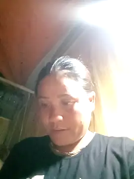 Snapshot of bae-bae chatting on 4, 10, 2025 bae-bae online show from 4, 10, 2025