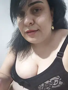 Snapshot of aydannn01 chatting on 9, 10, 2025 aydannn01 online show from 9, 10, 2025