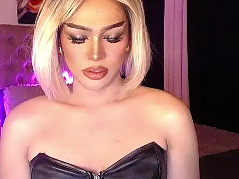 Snapshot of Kessey_Herera chatting on 6, 2, 2026 Kessey Herera online show from 6, 2, 2026