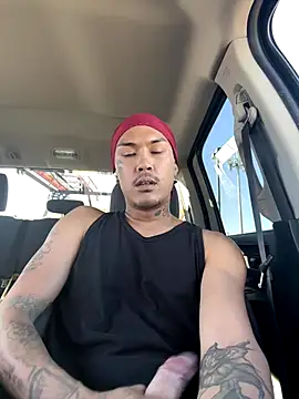 Snapshot of Loadedeggs chatting on 3, 11, 2025 Loadedeggs online show from 3, 11, 2025