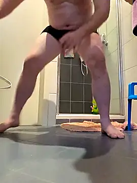 Snapshot of hot-brabo chatting on 11, 10, 2025 hot-brabo online show from 11, 10, 2025