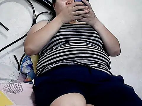 Snapshot of HornyPussie69 chatting on 16, 6, 2026 HornyPussie69 online show from 16, 6, 2026