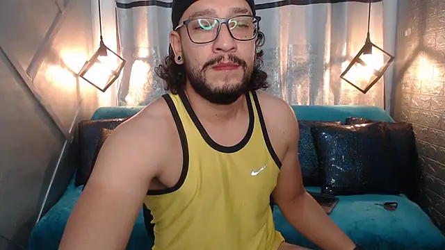 Snapshot of Ethan_w12 chatting on 15, 10, 2025 Ethan w12 online show from 15, 10, 2025
