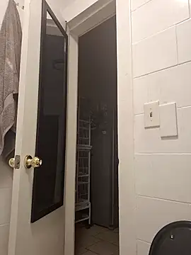 Curious9884 online show from 9, 10, 2025