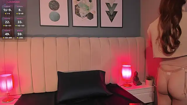 DaimondPink online show from 15, 10, 2025