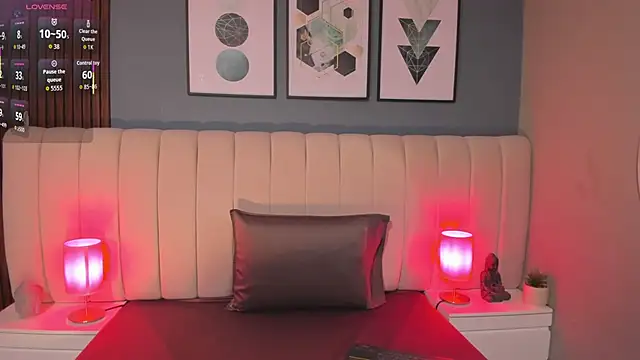 DaimondPink online show from 17, 10, 2025