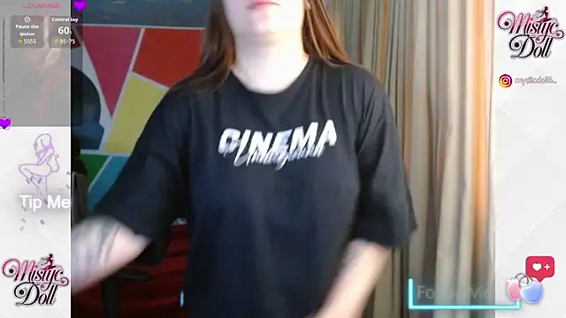 Snapshot of Mysticdoll69_ chatting on 1, 10, 2025 Mysticdoll69  online show from 1, 10, 2025