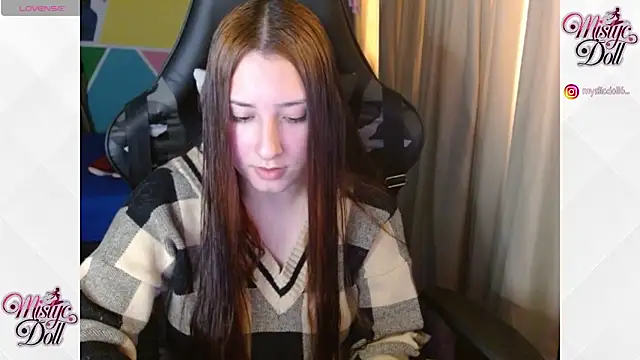 Snapshot of Mysticdoll69_ chatting on 2, 10, 2025 Mysticdoll69  online show from 2, 10, 2025