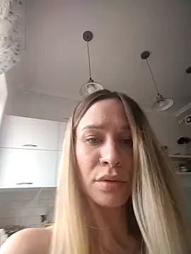 Snapshot of Anita_Delicious chatting on 13, 4, 2026 Anita Delicious online show from 13, 4, 2026