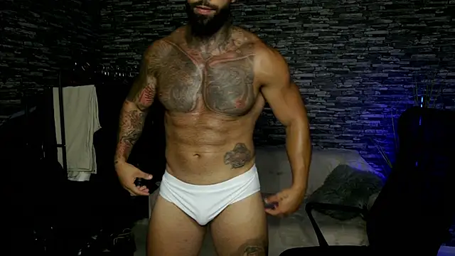 Snapshot of MasculineGuy99 chatting on 4, 7, 2026 MasculineGuy99 online show from 4, 7, 2026