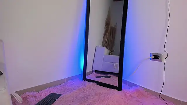 Thiago Connor21 online show from 19, 11, 2025