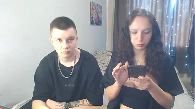 Snapshot of Mark_and_Wendy chatting on 9, 5, 2026 Mark and Wendy online show from 9, 5, 2026
