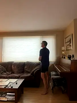 Snapshot of charleluff chatting on 6, 10, 2025 charleluff online show from 6, 10, 2025