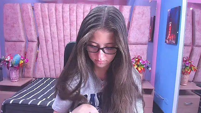 Snapshot of sarah_sweett_ chatting on 14, 1, 2026 sarah sweett online show from 14, 1, 2026