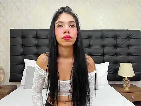 Snapshot of EmaGarcess chatting on 5, 2, 2026 EmaGarcess online show from 5, 2, 2026