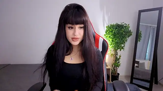 Erika peach online show from 8, 10, 2025