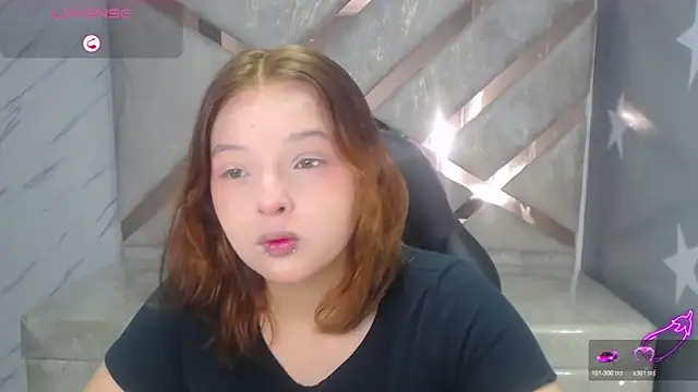 Snapshot of mia_foster_t chatting on 11, 4, 2026 mia foster t online show from 11, 4, 2026