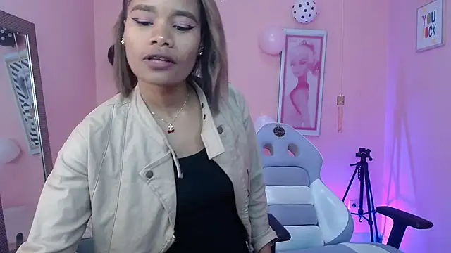 ingrid03 taffur online show from 2, 11, 2025