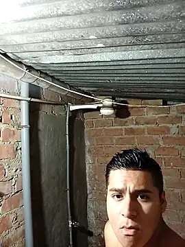 Alex321Flores online show from 15, 2, 2026