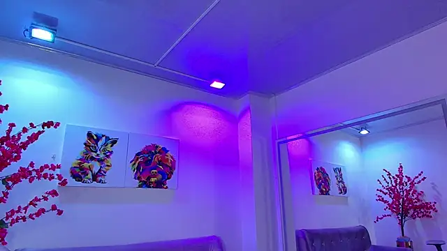 Summer miller online show from 23, 10, 2025