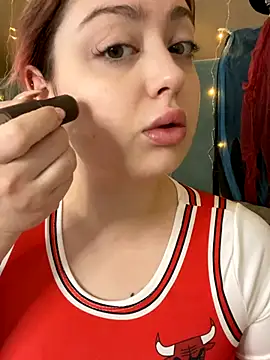 KellyMoors online show from 25, 10, 2025