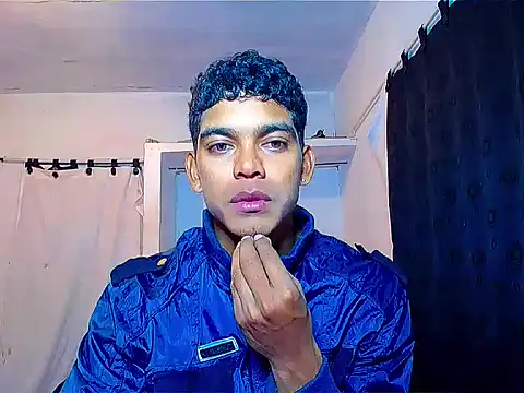 Snapshot of theMyke101 chatting on 24, 4, 2026 theMyke101 online show from 24, 4, 2026