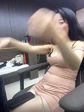 Snapshot of yourkeer chatting on 13, 10, 2025 yourkeer online show from 13, 10, 2025