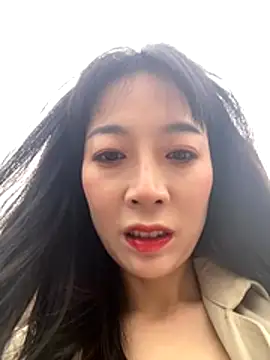 Snapshot of yourkeer chatting on 18, 10, 2025 yourkeer online show from 18, 10, 2025