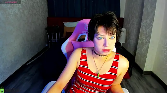 Sara Frayer online show from 7, 10, 2025