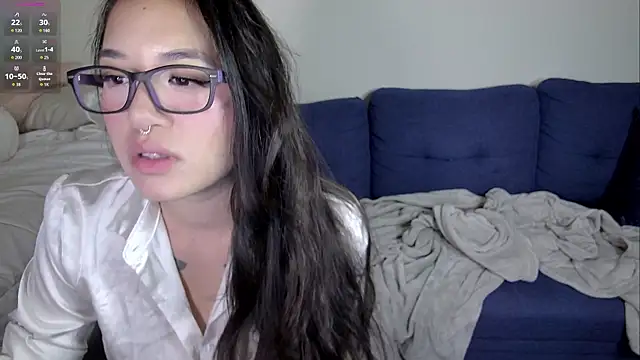 Snapshot of kittykatkathy chatting on 13, 11, 2025 kittykatkathy online show from 13, 11, 2025