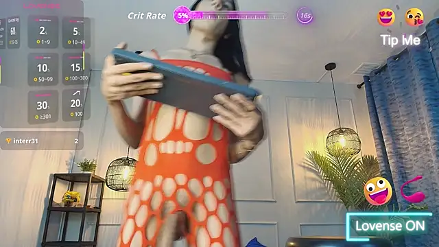 Nikki Vesper online show from 13, 5, 2026