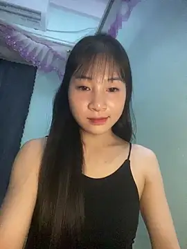 Snapshot of banlinh004 chatting on 28, 5, 2026 banlinh004 online show from 28, 5, 2026