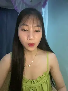 Snapshot of banlinh004 chatting on 10, 7, 2026 banlinh004 online show from 10, 7, 2026