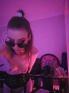 lonely Cosplay chick online show from 16, 11, 2025