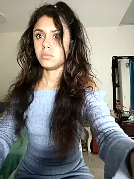 caramel doll   online show from 15, 11, 2025