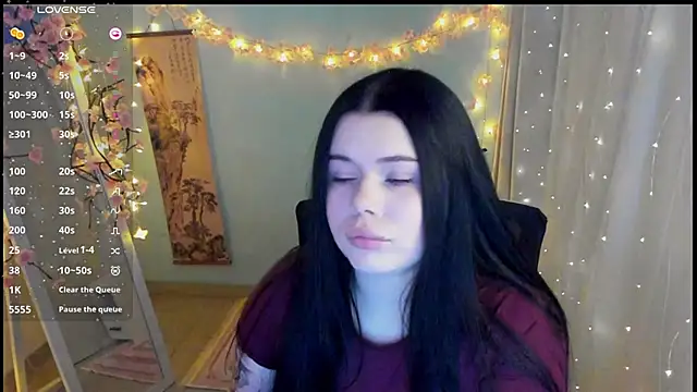 Mona Esty online show from 12, 3, 2026