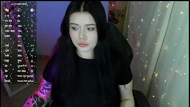 Snapshot of Mona_Esty chatting on 22, 4, 2026 Mona Esty online show from 22, 4, 2026
