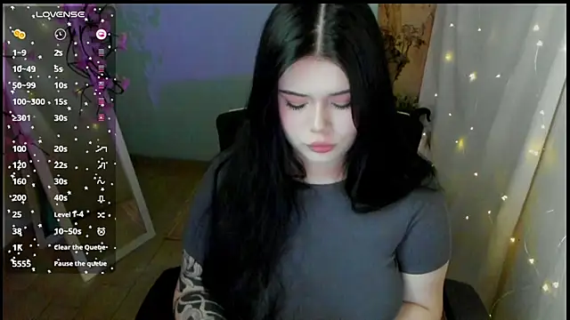 Snapshot of Mona_Esty chatting on 24, 4, 2026 Mona Esty online show from 24, 4, 2026