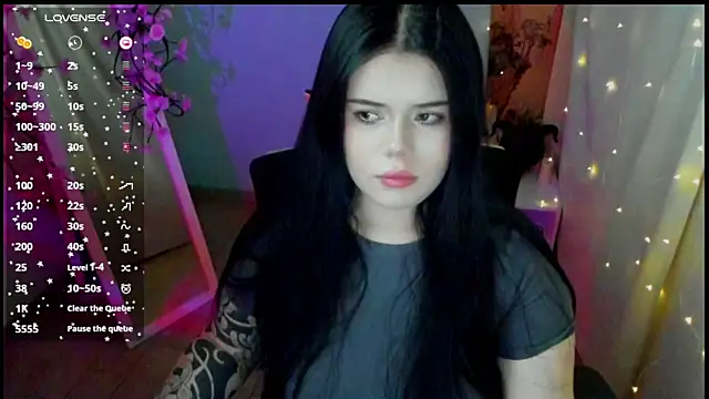 Snapshot of Mona_Esty chatting on 27, 4, 2026 Mona Esty online show from 27, 4, 2026
