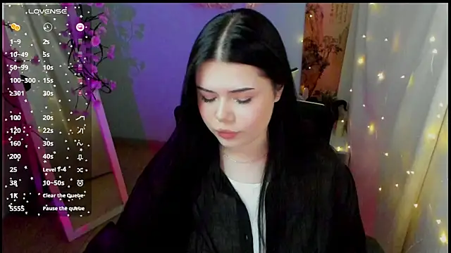 Snapshot of Mona_Esty chatting on 5, 5, 2026 Mona Esty online show from 5, 5, 2026