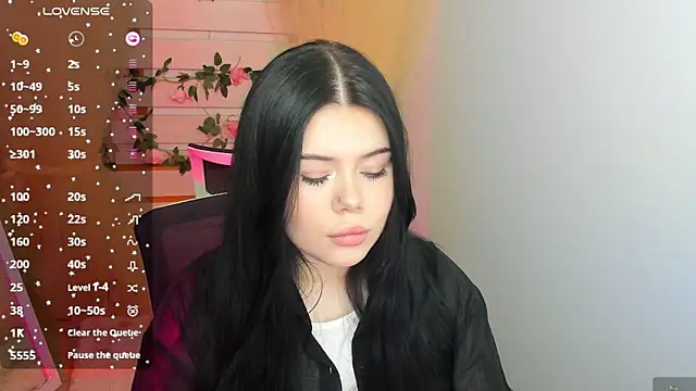 Snapshot of Mona_Esty chatting on 8, 5, 2026 Mona Esty online show from 8, 5, 2026
